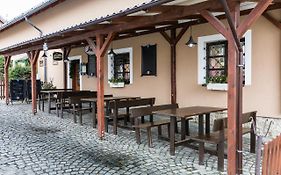 U Námořníka-Restaurant a penzion